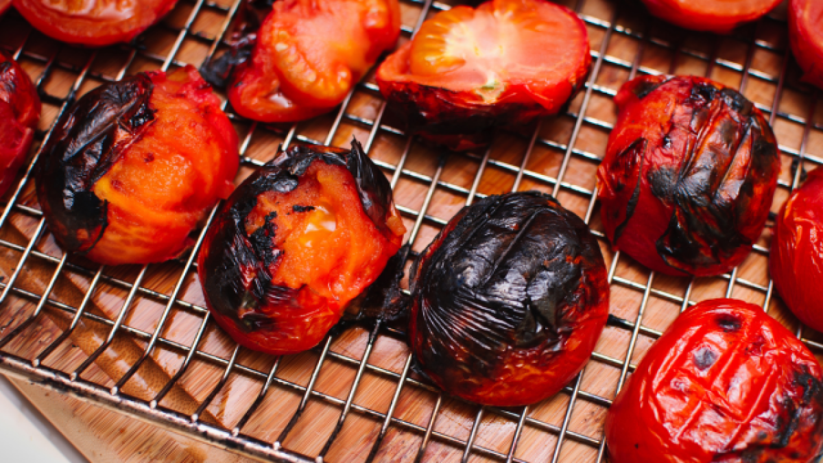 roasting tomatoes for homemade salsa